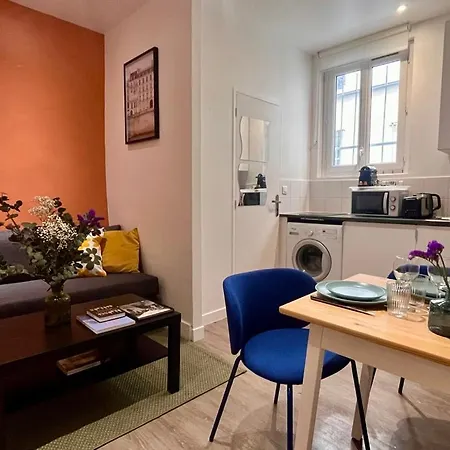 Fully Equipped - 2 Guests - 3 Mins From Metro Parijs